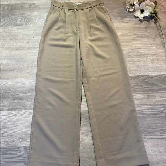 Abercrombie & Fitch Sloane Tailored Tan Wide-Leg Pants - Picture 4 of 16